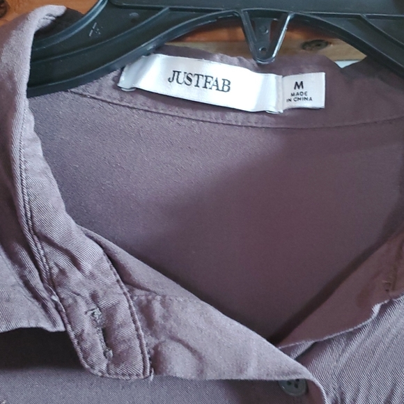 Justfab button down - Picture 4 of 6